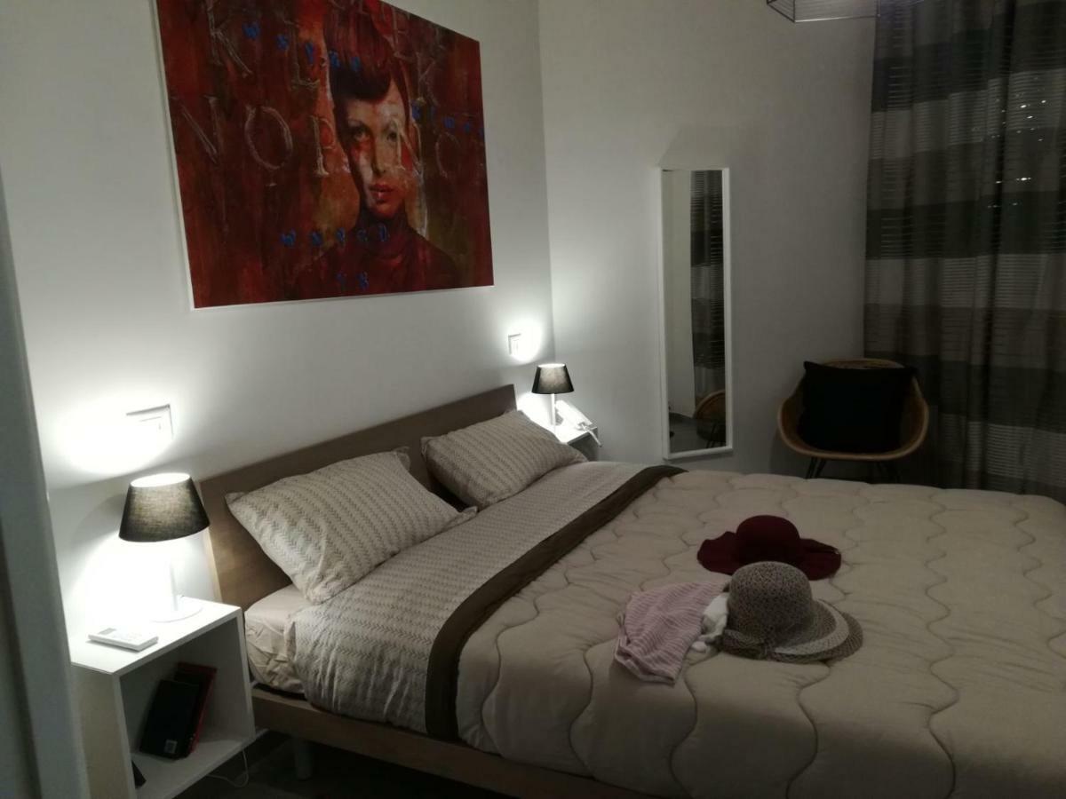Appartement Sosta Rock à Casal Palocco Extérieur photo
