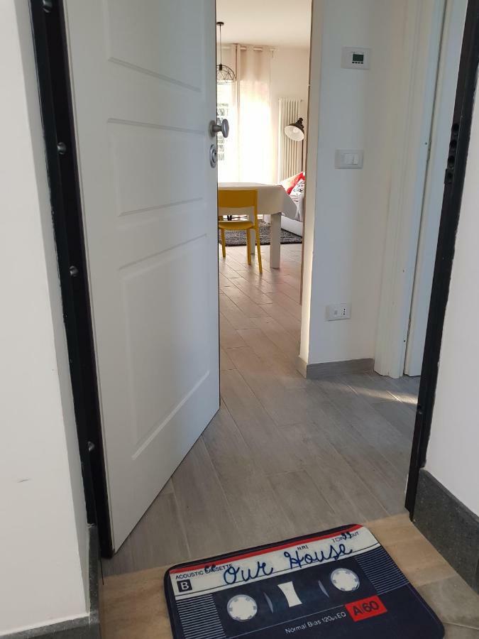 Appartement Sosta Rock à Casal Palocco Extérieur photo
